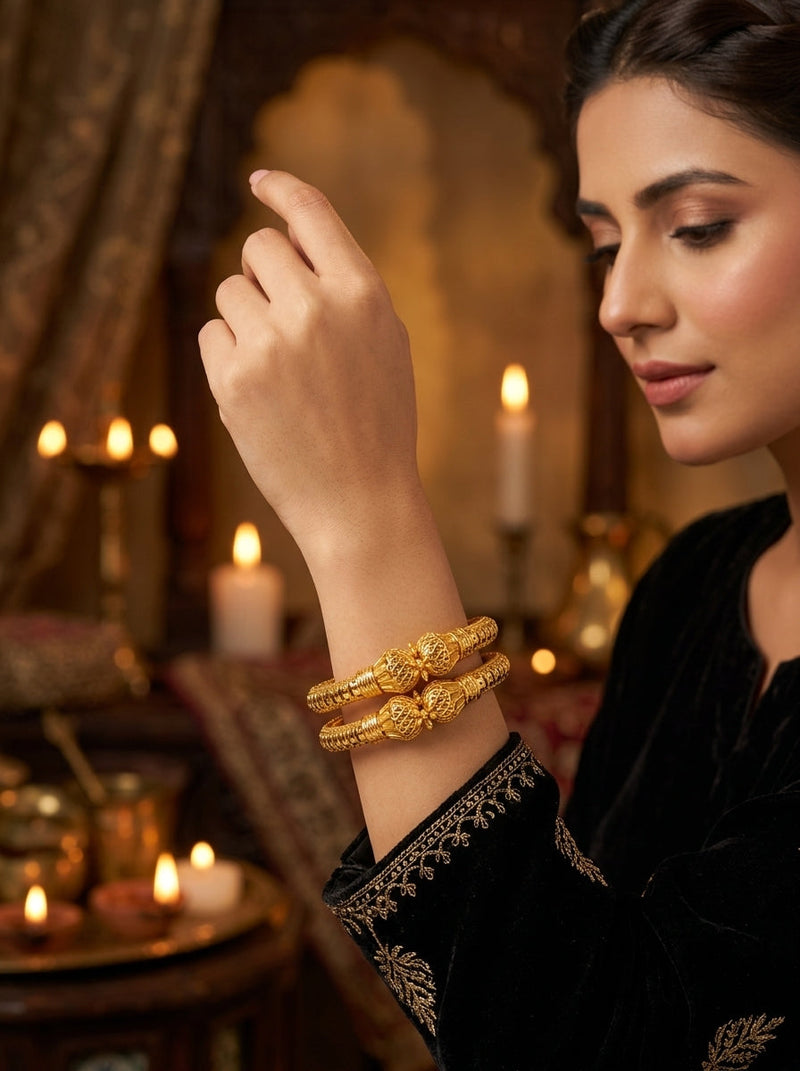 BANGLES