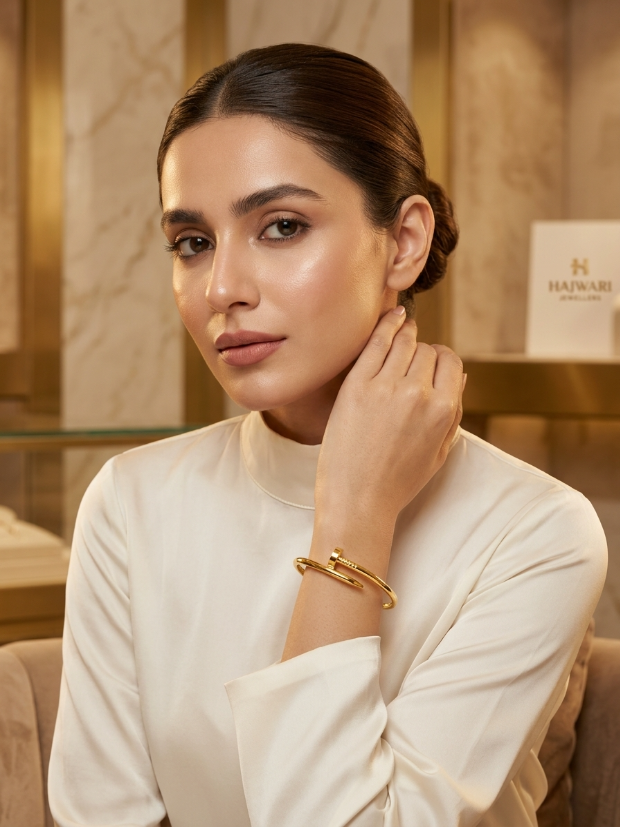 Luxury Gold Nail Bracelet for Women | Premium Stainless Steel Designer Bracelet