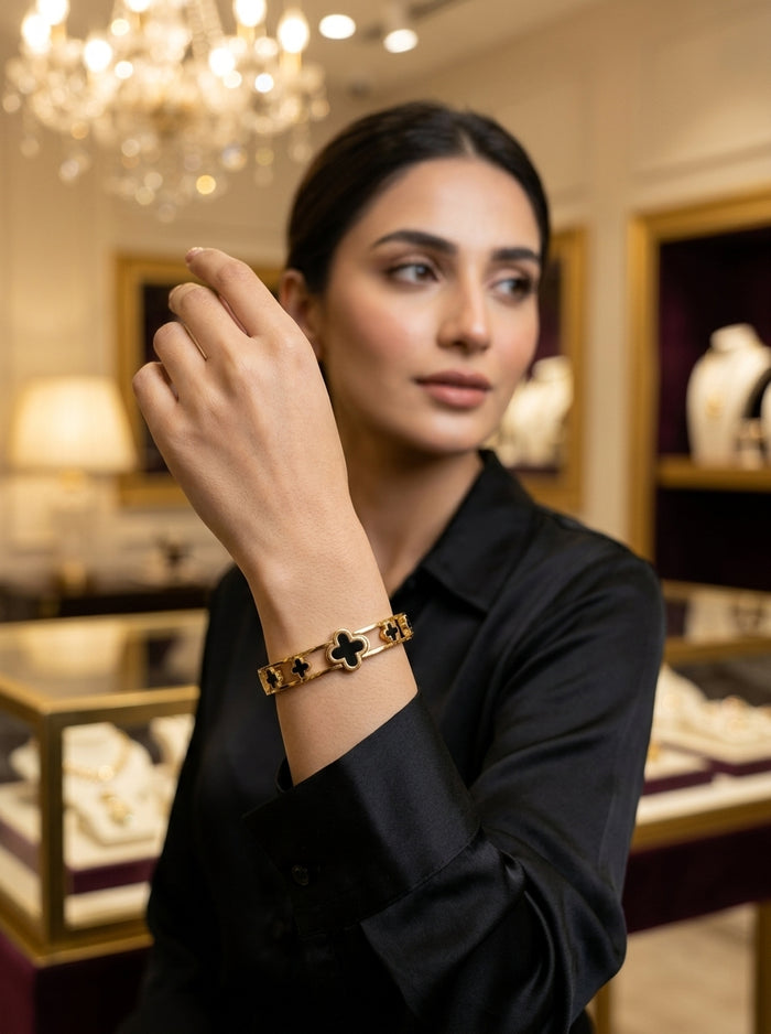 Luxury Clover Bracelet for Women | Gold Plated Stainless Steel Designer Bracelet