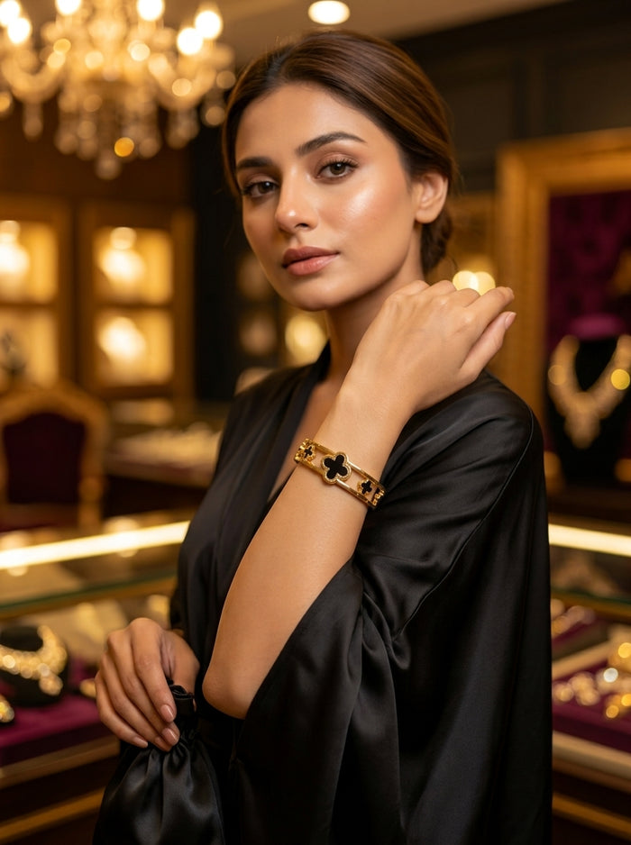 Luxury Clover Bracelet for Women | Gold Plated Stainless Steel Designer Bracelet