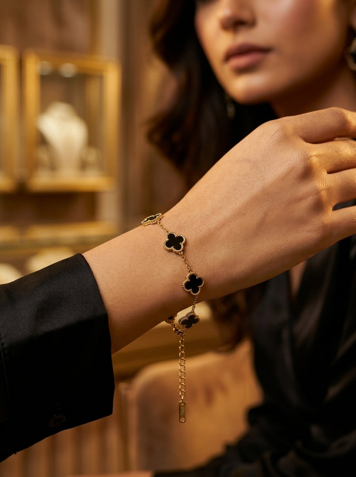 Luxury Black Clover Chain Bracelet for Women | Gold Plated Stainless Steel Bracelet