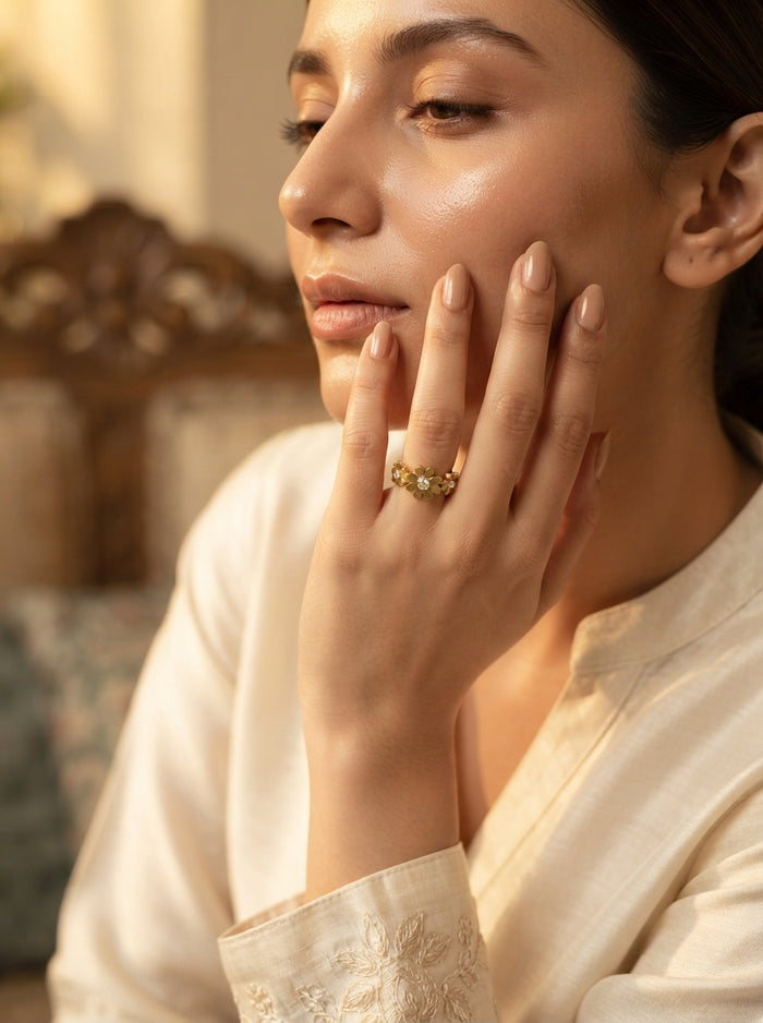 Luxury Floral Crystal Ring | Gold Plated Daisy Flower Ring for Women | Elegant Everyday Statement Ring